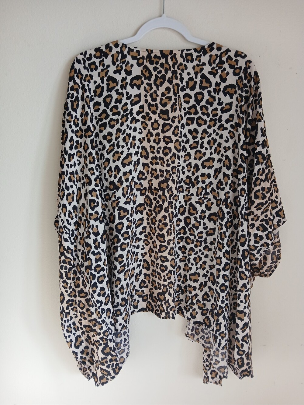 Angie Animal Print Open Kimono Top Size 2X NWT - Picture 8 of 11